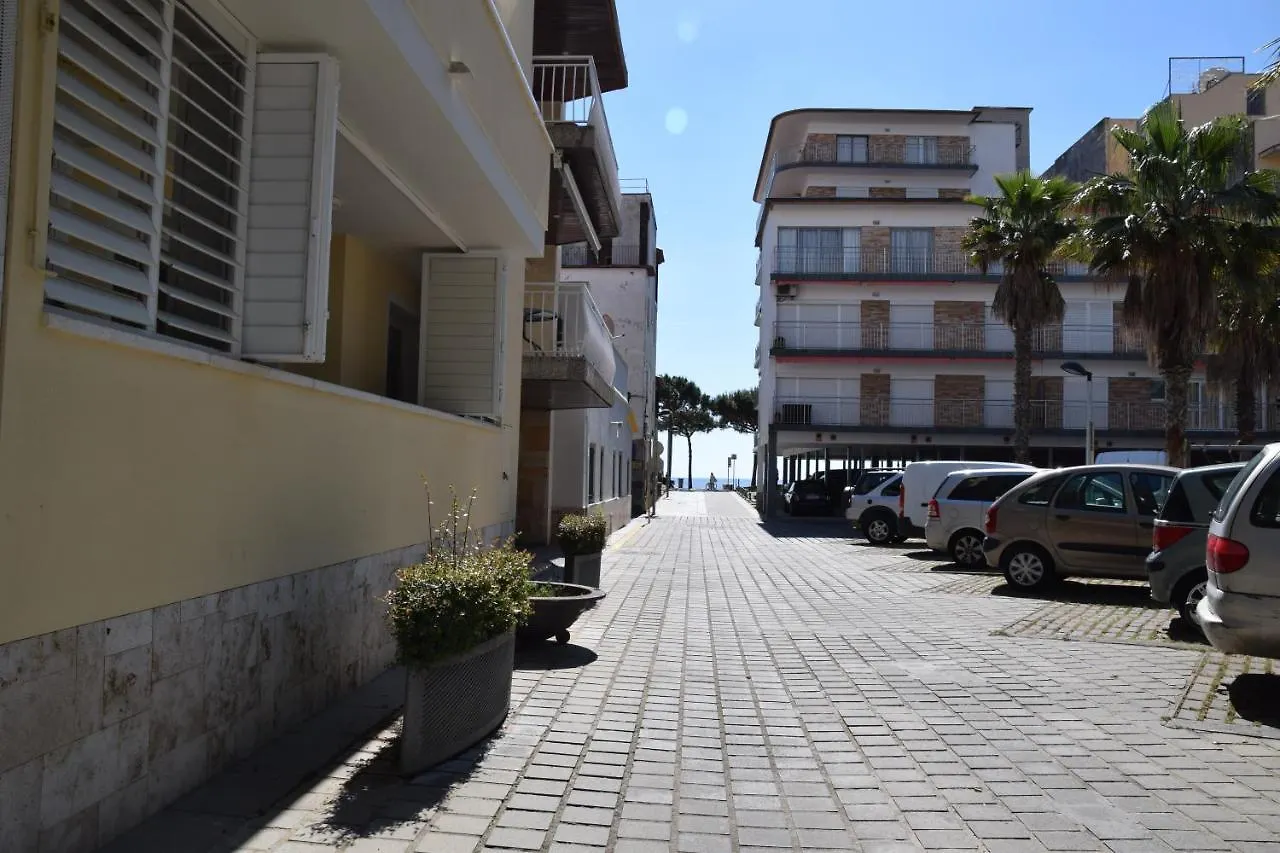 Apartament Platja بلاتجا ذارو شقة